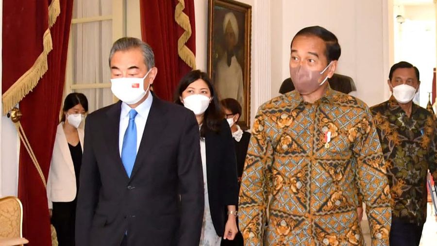 Presiden Jokowi Menerima Menteri Luar Negeri RRT, Istana Merdeka. (Rusman - Biro Pers Sekretariat Presiden)
