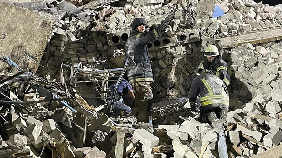 Rescue operation is underway after a missile strike, amid Russia's invasion of Ukraine, at a location given as Chasiv Yar, Ukraine, in this handout image released July 10, 2022. Donetsk region governor Pavlo Kyrylenko/Handout via REUTERS ATTENTION EDITORS    THIS IMAGE HAS BEEN SUPPLIED BY A THIRD PARTY. NO RESALES. NO ARCHIVES. MANDATORY CREDIT.