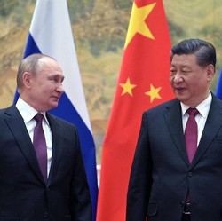 Putin & Xi Jinping Kian Mesra, Rusia Dukung China soal Taiwan