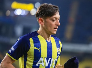 Suara Mesut Oezil soal Gencatan Senjata Israel dan Hamas