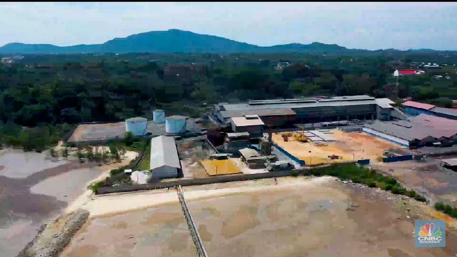 PT Timah memusatkan produksi sumber daya timahnya di pulau Bangka, yang terdiri dari penambangan, pengolahan, pemurnian, peleburan, hingga penjualan. PT Timah memusatkan produksi sumber daya timahnya di pulau Bangka, yang terdiri dari penambangan, pengolahan, pemurnian, peleburan, hingga penjualan.