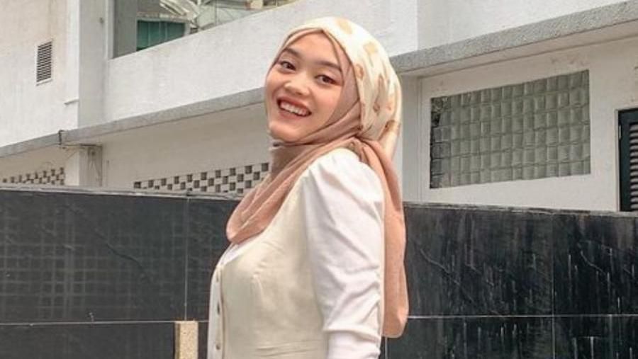 Putri Delina (Instagram)