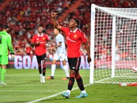 Apple Mau Beli Manchester United Rp 110 T, Benarkah Tim Cook?