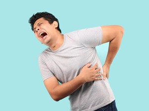Cara Mengatasi Sakit Punggung gegara Saraf Kejepit agar Tak Semakin Parah