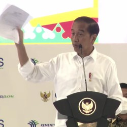 Beratnya Hidup Jokowi Jadi Pengusaha: Urus Izin, Harus Bayar!