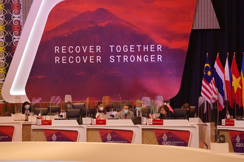 Suasana Pertemuan Finance and Central Bank Deputies (FCBD) G20 di Nusa Dua, Bali, Rabu (13/7/2022). Pertemuan tersebut berlangsung 13-14 Juli 2022 untuk membahas tujuh agenda utama menyangkut ekonomi global, kesehatan dan keuangan. ANTARA FOTO/POOL/Nyoman Budhiana.
