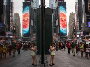 Video: Teriakan Para Turis gegara Gelombang Panas di New York