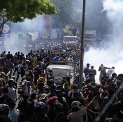 Ikuti Jejak Sri Lanka, 25 Ini Negara Terancam Bangkrut