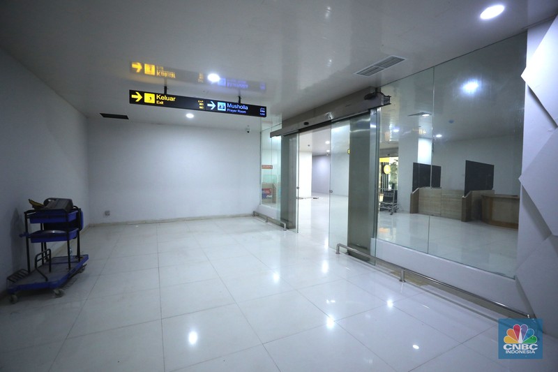 Bandara Halim Perdanakusuma. (CNBC Indonesia/Tri Susilo)