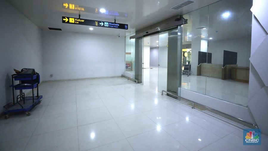 Bandara Halim Perdanakusuma. (CNBC Indonesia/Tri Susilo)
