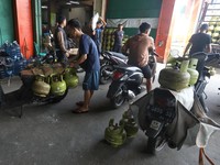 Beli LPG 3 Kg Tahun Depan Wajib Terdaftar, Nama Kalian Masuk?