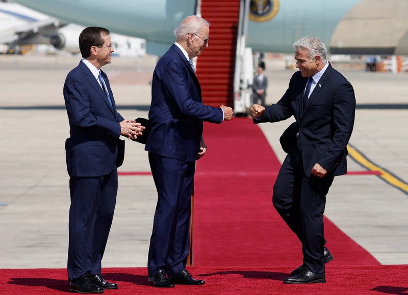 Air Force One arrives with U.S. President Joe Biden onboard for a three-day visit, in Lod near in Tel Aviv, Israel, July 13, 2022. REUTERS/Amir Cohen