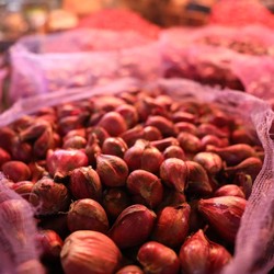 Jelang Tahun Baru, Harga Bawang Merah Tiba-Tiba Meroket
