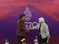 Sri Mulyani & Menkeu AS Bicara 4 Mata, Ini yang Dibahas!