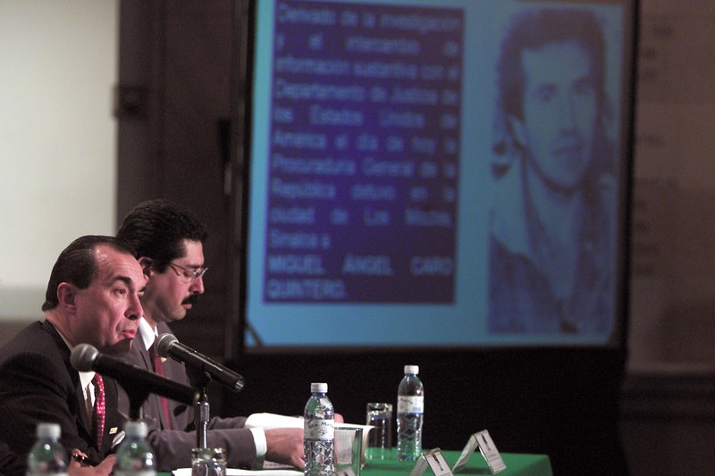 Rafael Caro Quintero, setelah ditahan, di negara bagian Sinaloa, Meksiko. (via REUTERS/MEXICAN NAVY)