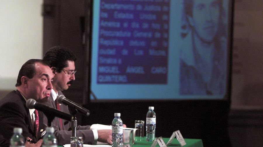Rafael Caro Quintero, setelah ditahan, di negara bagian Sinaloa, Meksiko. (via REUTERS/MEXICAN NAVY)