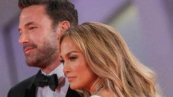 Resmi Cerai dari Ben Affleck, Jennifer Lopez Simpan Cincin Tunangan Rp 81 M