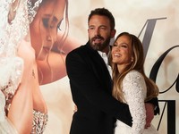 Jennifer Lopez Gugat Cerai Ben Affleck Usai 2 Tahun Menikah