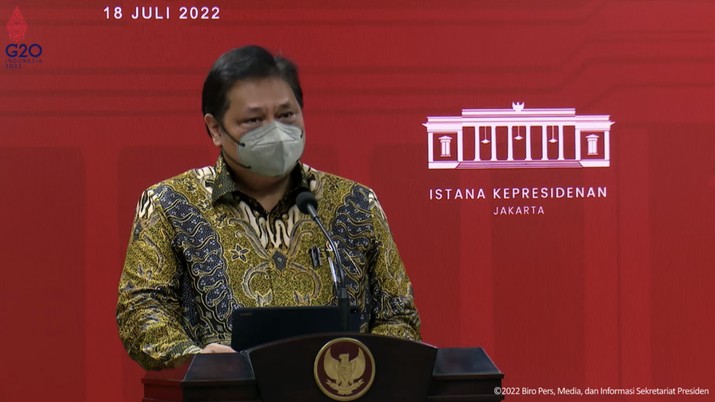 Keterangan Pers Rapat Terbatas Evaluasi PPKM, Kantor Presiden, 18 Juli 2022. (Tangkapan layar)