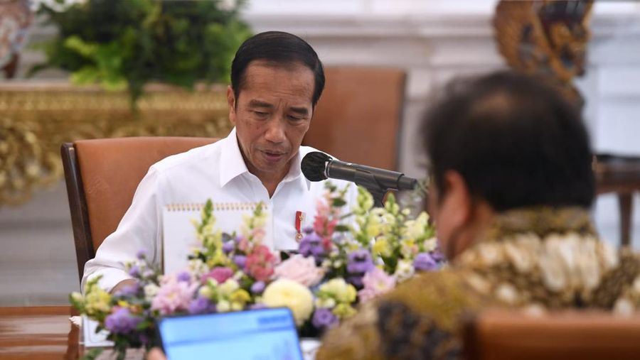 Rapat terbatas terkait PPKM yang dipimpin oleh Presiden Joko Widodo di Istana Merdeka, Jakarta, pada Senin, 18 Juli 2022. (Dok: Biro Pers Sekretariat Presiden)