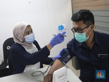 Cek! Ada Kabar Baik Bagi Anda yang Booster Pfizer-Astrazeneca