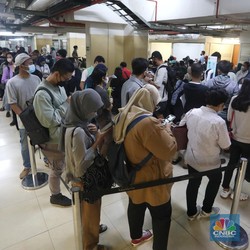 Tempat Vaksin Booster Diserbu Warga, Ada Apa?