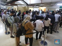 Tempat Vaksin Booster Diserbu Warga, Ada Apa?