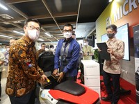 Perkuat Ekosistem Kendaraan Listrik, PLN Gaet Hyundai Kefico