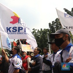 Menaker Izinkan Upah Dipangkas, Buruh Siap Gugat & Ancam Demo