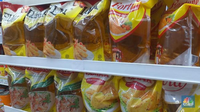 Harga Minyak Goreng Turun Terus, Terendah Jadi Rp 30.000-an - CNBC Indonesia