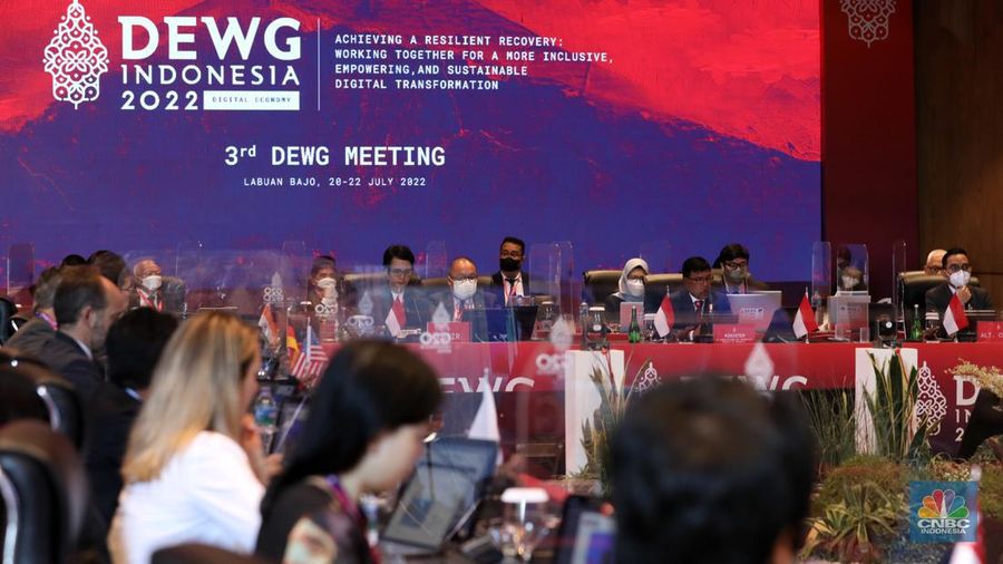 Suasana pertemuan ketiga Kelompok Kerja Ekonomi Digital Group of Twenty atau Digital Economy Working Group (3rd DEWG Meeting) G20 pada 20-23 Juli 2022 di Hotel Meruorah Komodo, Labuan Bajo, Manggarai Barat, Nusa Tenggara Timur (NTT), Rabu (20/7/2022). (CNBC Indonesia/Andrean Kristianto)