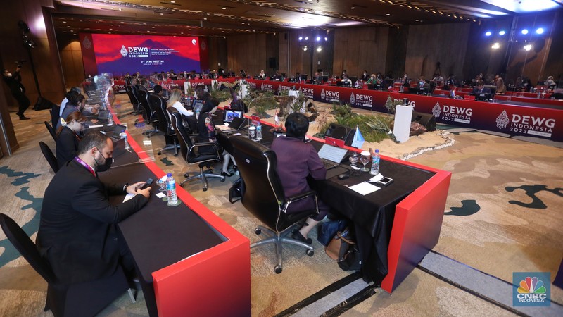 Suasana pertemuan ketiga Kelompok Kerja Ekonomi Digital Group of Twenty atau Digital Economy Working Group (3rd DEWG Meeting) G20 pada 20-23 Juli 2022 di Hotel Meruorah Komodo, Labuan Bajo, Manggarai Barat, Nusa Tenggara Timur (NTT), Rabu (20/7/2022). (CNBC Indonesia/Andrean Kristianto)