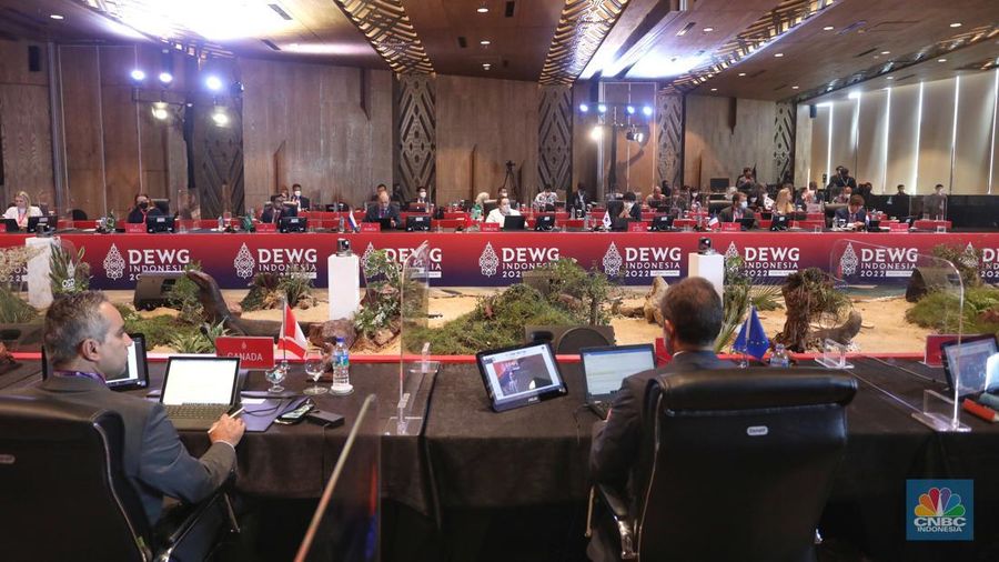 Suasana pertemuan ketiga Kelompok Kerja Ekonomi Digital Group of Twenty atau Digital Economy Working Group (3rd DEWG Meeting) G20 pada 20-23 Juli 2022 di Hotel Meruorah Komodo, Labuan Bajo, Manggarai Barat, Nusa Tenggara Timur (NTT), Rabu (20/7/2022). (CNBC Indonesia/Andrean Kristianto)