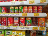 Kacau! Selain Mi Instan, Harga Ikan Sarden Juga 'Terbang'