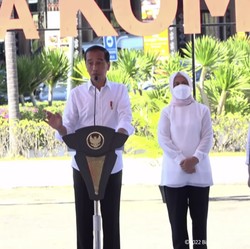 Jokowi Belum Puas Pengembangan Bandara Komodo: Tambah Lagi!