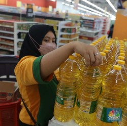 Cek Harga Minyak Goreng Terbaru, Turun Sisa Segini