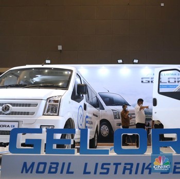 Macam-Macam Mobil-Motor Listrik Kumpul di Kemayoran