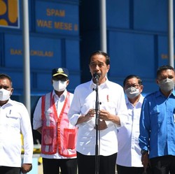 Sah! Jokowi Resmikan SPAM Wae Mese II Labuan Bajo NTT Rp159 M