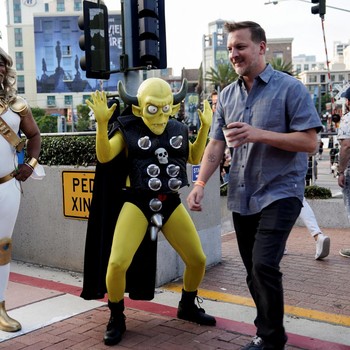 Potret Keseruan Cosplay Nyentrik di Comic-Con Internasional