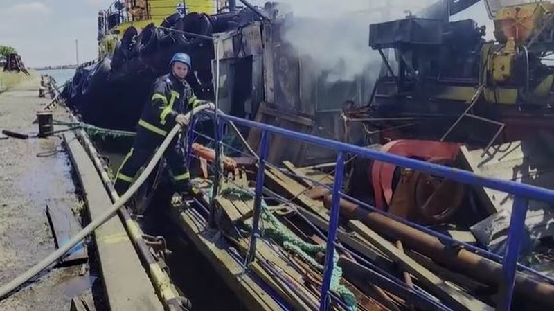 Pelabuhan Odesa (Reuters TV) Pelabuhan Odesa (Reuters TV)