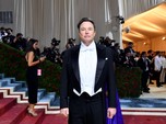 Elon Musk Jual Saham Tesla Rp 103 T, Buat Beli MU?
