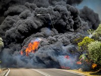 Penampakan 'Neraka' di Yunani, Langit Diliputi Awan Hitam