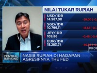 Perang & The Fed Agresif, Rupiah Bisa ke Atas Rp 15.000/USD?