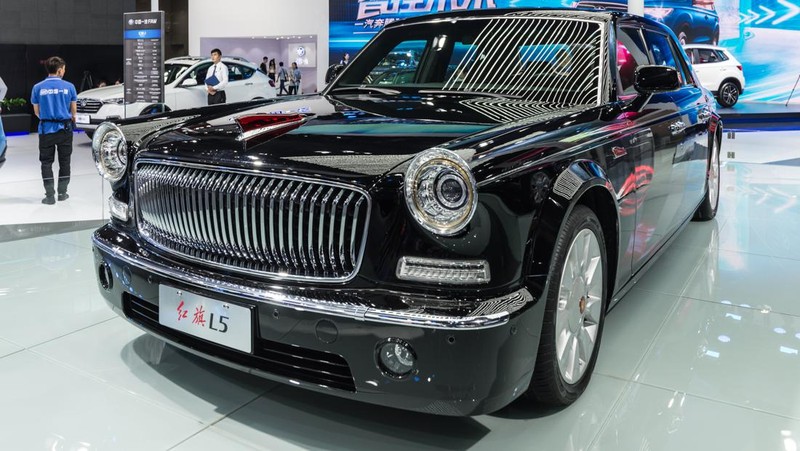 Presiden Jokowi menggunakan mobil Limousine Hongqi L5 di Beijing (Tangkapan layar)