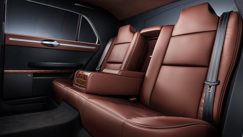 Presiden Jokowi menggunakan mobil Limousine Hongqi L5 di Beijing (Tangkapan layar)