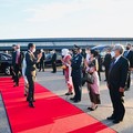 Tuntas Agenda di Tokyo, Jokowi & Iriana Terbang Menuju Seoul
