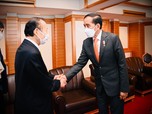 Jokowi Bertemu Dua Eks PM Jepang, Apa yang Dibahas?