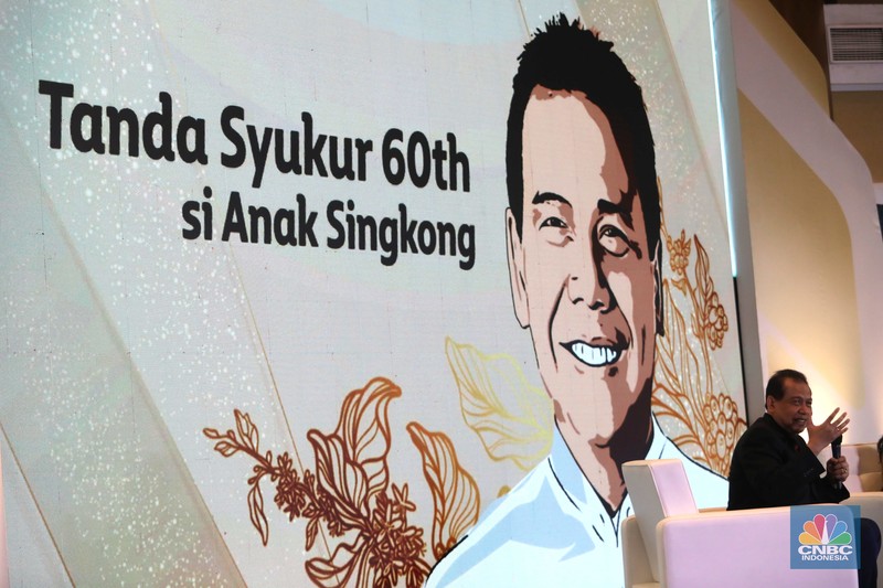 Chairman CT Corp Chairul Tanjung di acara Tanda Syukur 60th si Anak Singkong. Acara itu digelar dalam rangkaian program Tanda Syukur memperingati ulang tahun ke-60 Chairul Tanjung. (CNBC Indonesia/Muhammad Sabki)