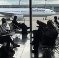 Penerbangan Komersial 'Hilang' di 3 Bandara Jerman, Ada Apa?