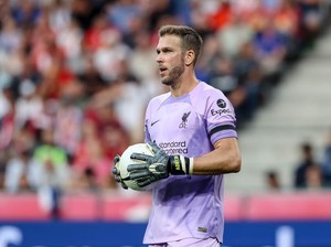 Adrian Tinggalkan Liverpool Usai Tolak Kontrak Baru